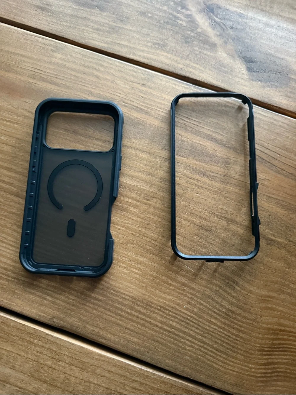 Black MagSafe-Compatible Protective IPhone 17 Pro Max Case
